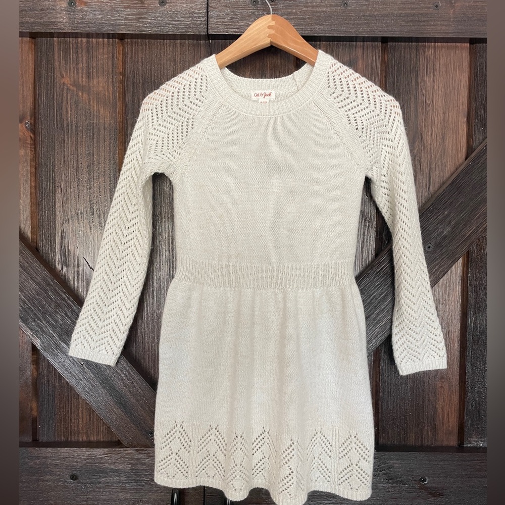 Girls cat and Jack dress / sweater material/ size M
